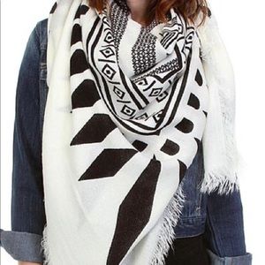 ISO SIMILAR SCARF
